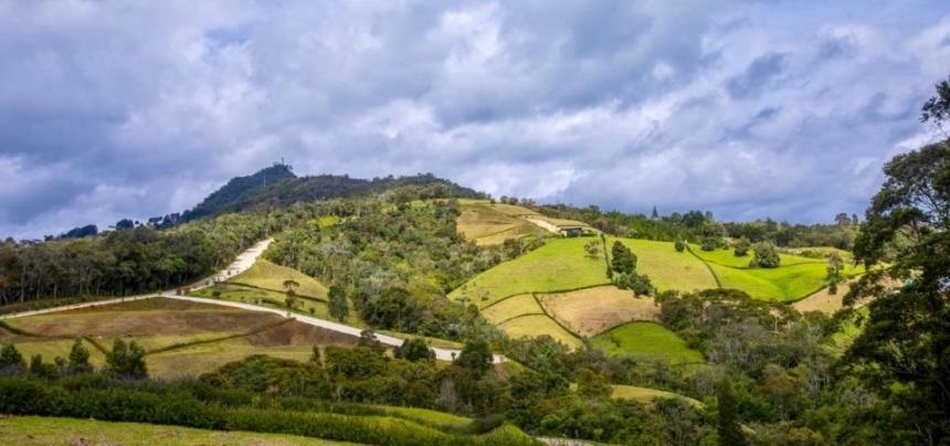 Lote en venta en Guamito, La Ceja, 2326 m² · foto 9 de 15