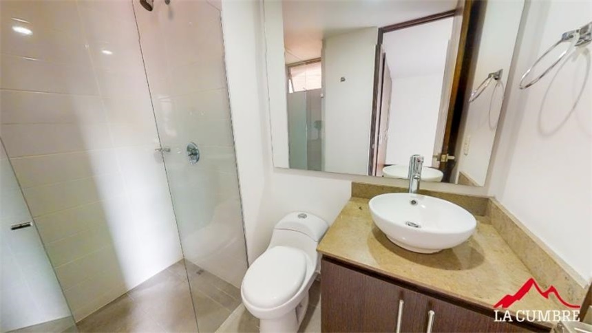 Apartamento de 3 alcobas en arriendo en El Poblado, Medellín, 150 m² · foto 13 de 17