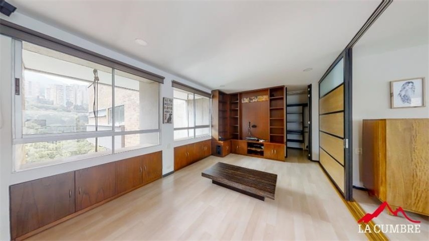 Apartamento de 2 alcobas en arriendo en Las Lomas, Medellín, 180 m² · foto 10 de 16