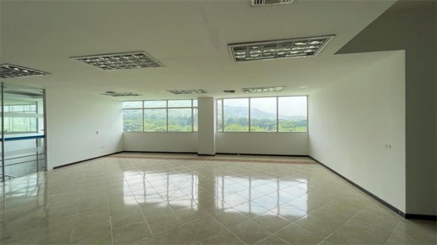 Oficina en Arriendo - Vista 2
