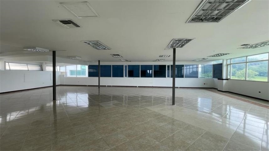 Oficina en Arriendo - Vista 4