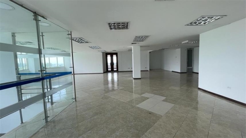 Oficina en Arriendo - Más