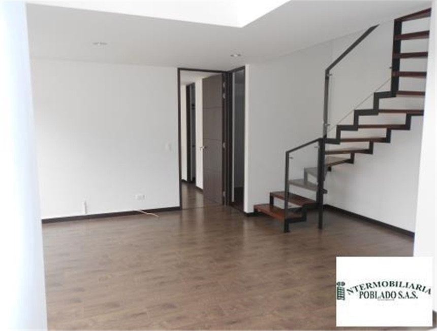 Apartment in Medellín, La Asomadera Numero 3, Buenos Aires - View 3