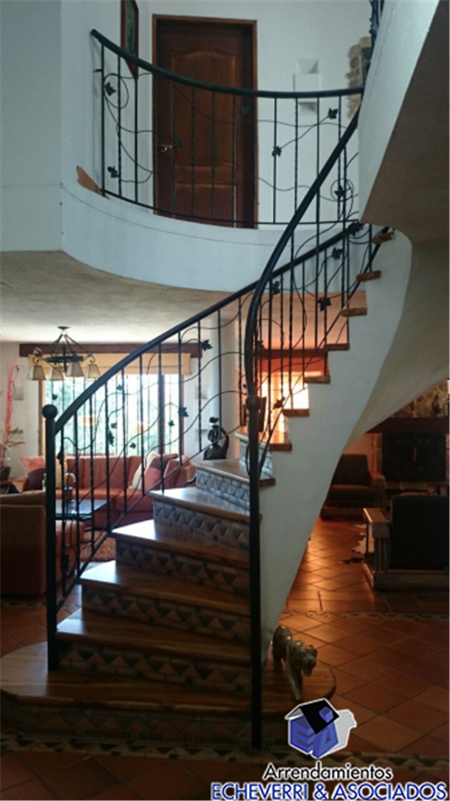 Casa de 5 alcobas en venta en El Salado, Envigado · foto 10 de 21