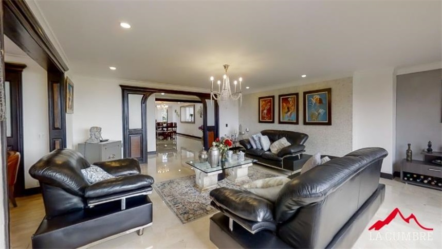Apartamento de 3 alcobas en arriendo en El Tesoro, Medellín, 300 m² · foto 4 de 23