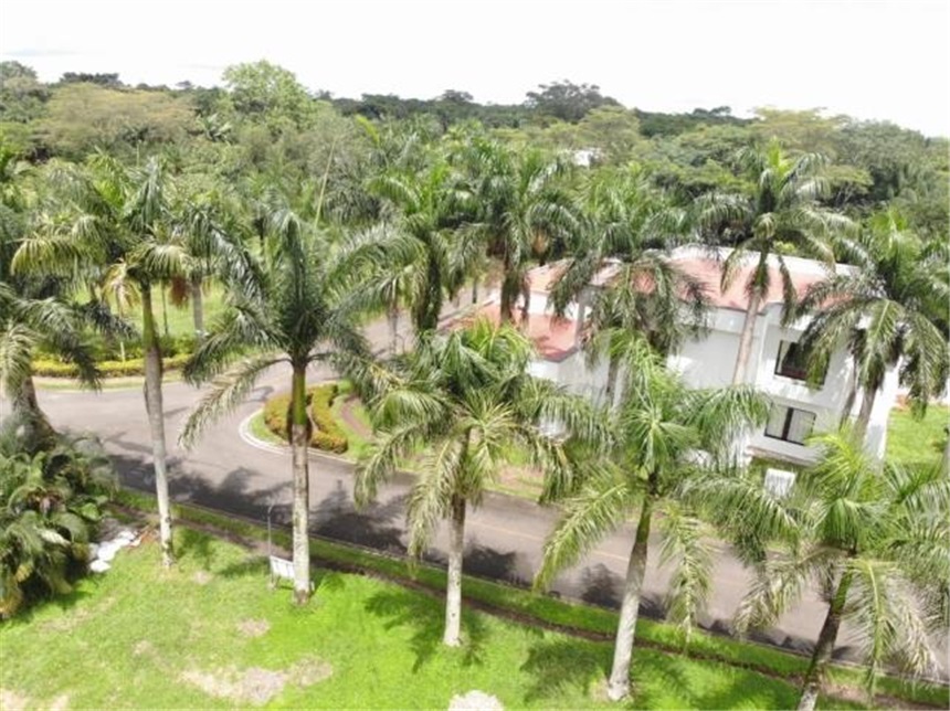 Lote en venta en La Poyata, Villavicencio, 3649 m² · foto 2 de 24