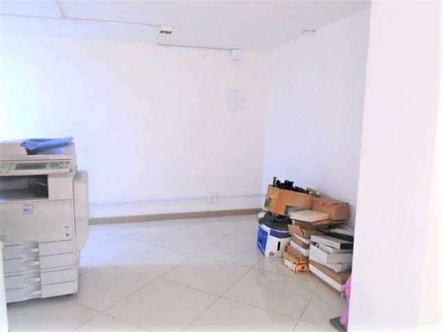 Local en arriendo en Guayabal, Medellín, 27 m² · foto 2 de 5