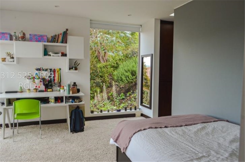 Casa de 5 alcobas en venta en Centro, Sopó, 1330 m² · foto 19 de 24