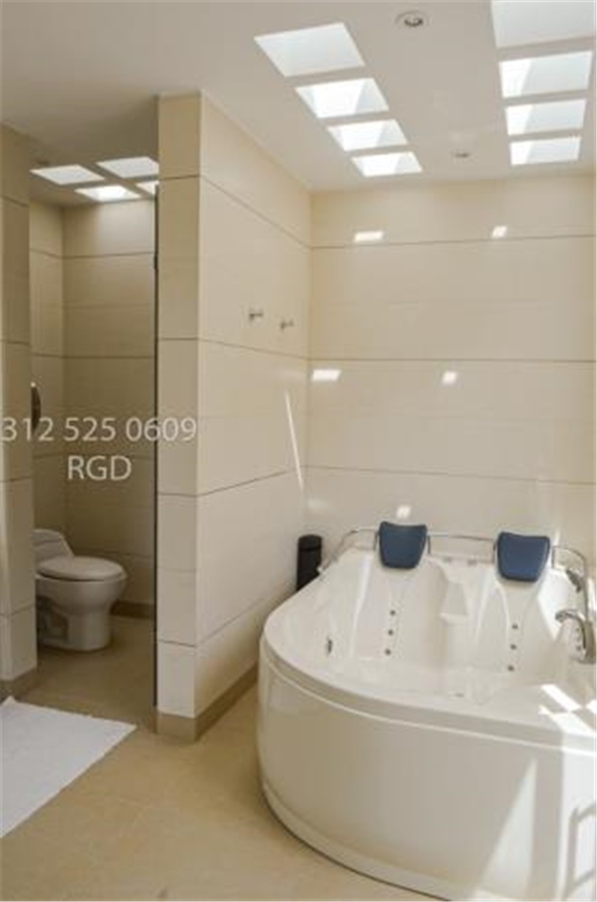 Casa de 5 alcobas en venta en Centro, Sopó, 1330 m² · foto 10 de 24