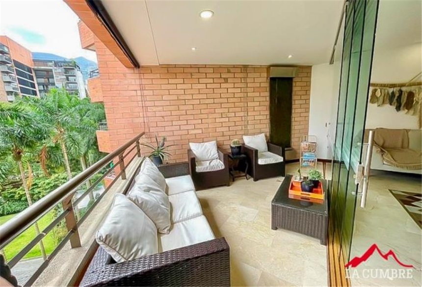 Apartamento de 3 alcobas en arriendo en La Florida, Medellín, 197 m² · foto 9 de 20