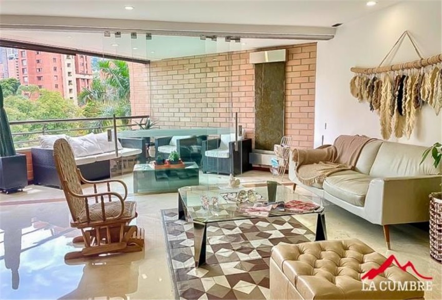 Apartamento de 3 alcobas en arriendo en La Florida, Medellín, 197 m² · foto 3 de 20