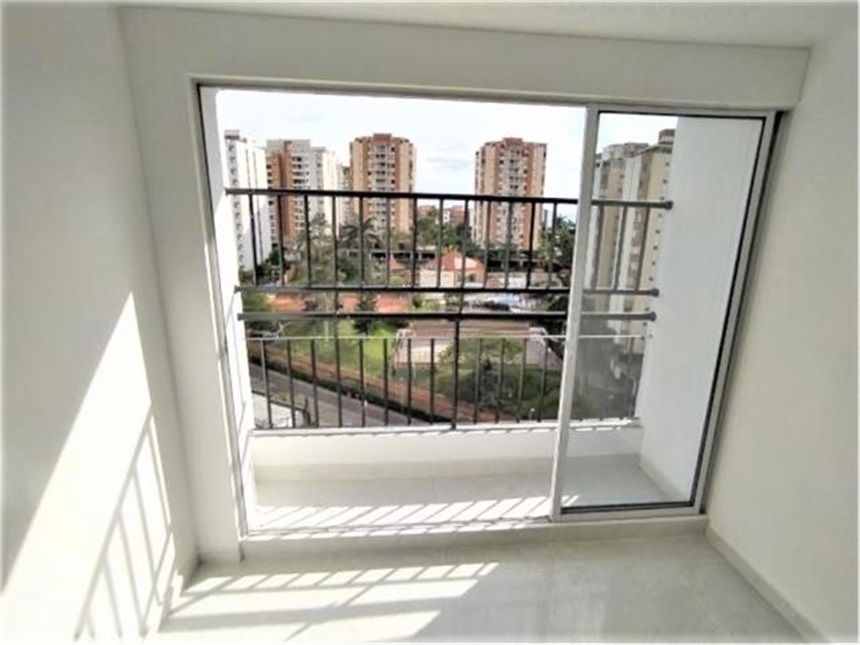 Apartamento de 3 alcobas en venta en Conjunto Residencial Mirador Del Cacique, Bucaramanga, 75 m² · foto 4 de 17