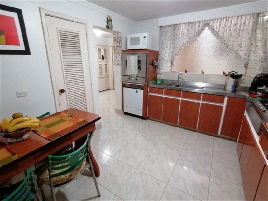 Apartamento en venta en Santa Barbara, Bogotá · foto 11 de 24