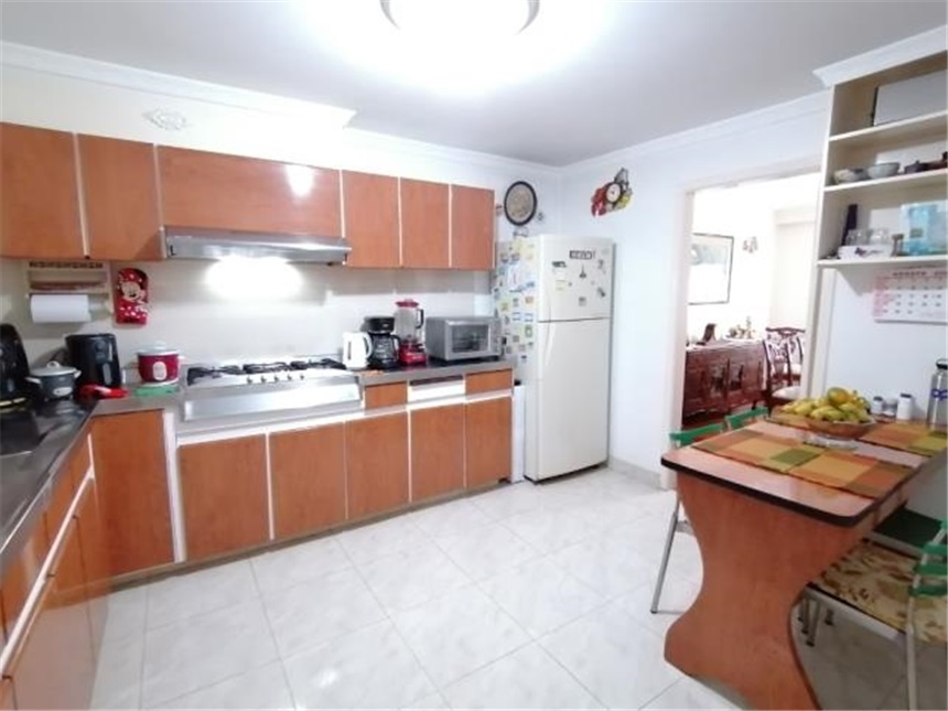 Apartamento en venta en Santa Barbara, Bogotá · foto 12 de 24