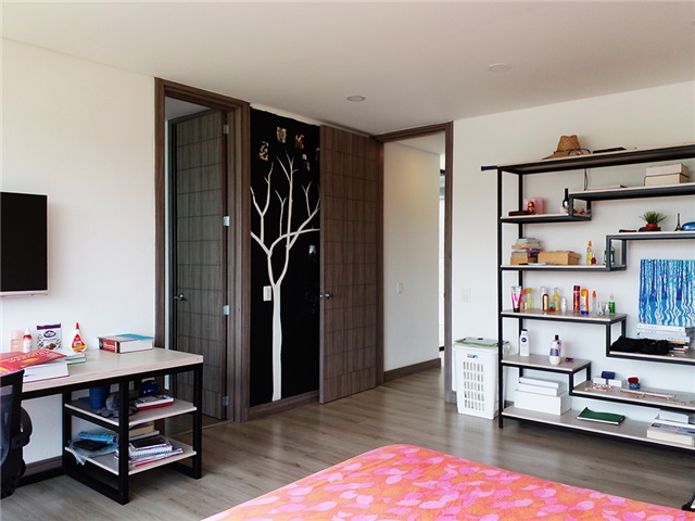 Casa de 4 alcobas en venta en Las Palmas, Medellín, 396 m² · foto 13 de 20