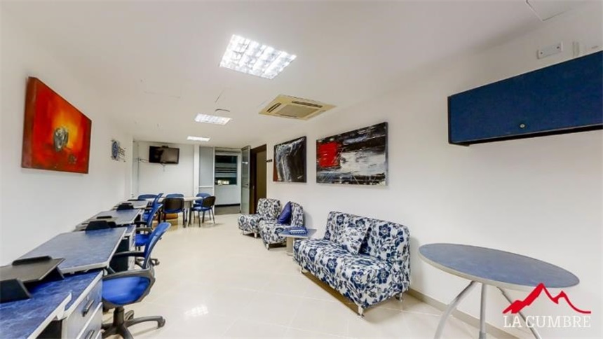 Oficina en venta en Castropol, Medellín, 240 m² · foto 10 de 17