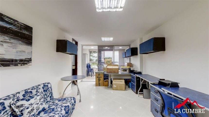 Oficina en venta en Castropol, Medellín, 240 m² · foto 11 de 17