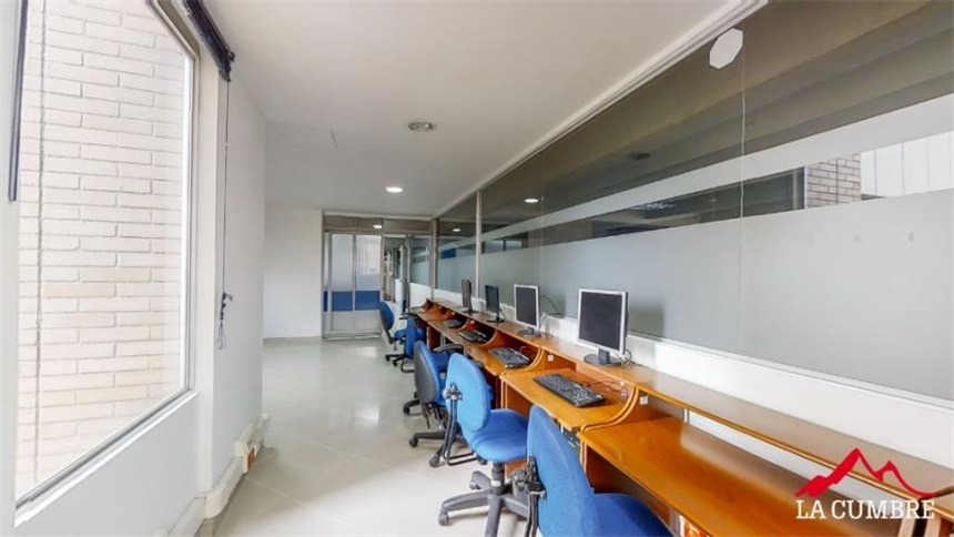 Oficina en arriendo en Castropol, Medellín, 175 m² · foto 5 de 17