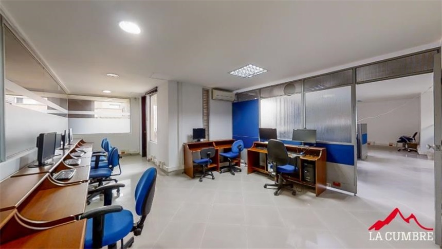Oficina en arriendo en Castropol, Medellín, 175 m² · foto 3 de 17