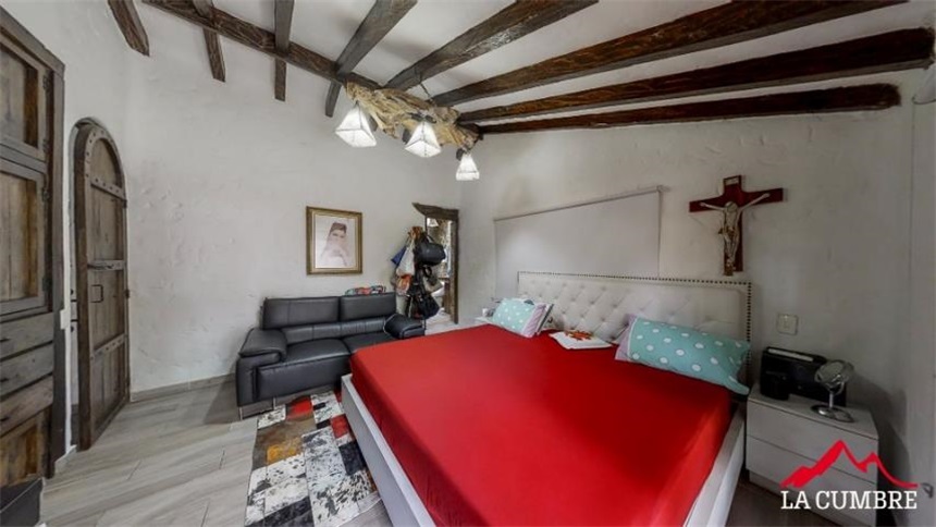 Casa de 20 alcobas en venta en Loma Del Chocho, Envigado, 498 m² · foto 14 de 24