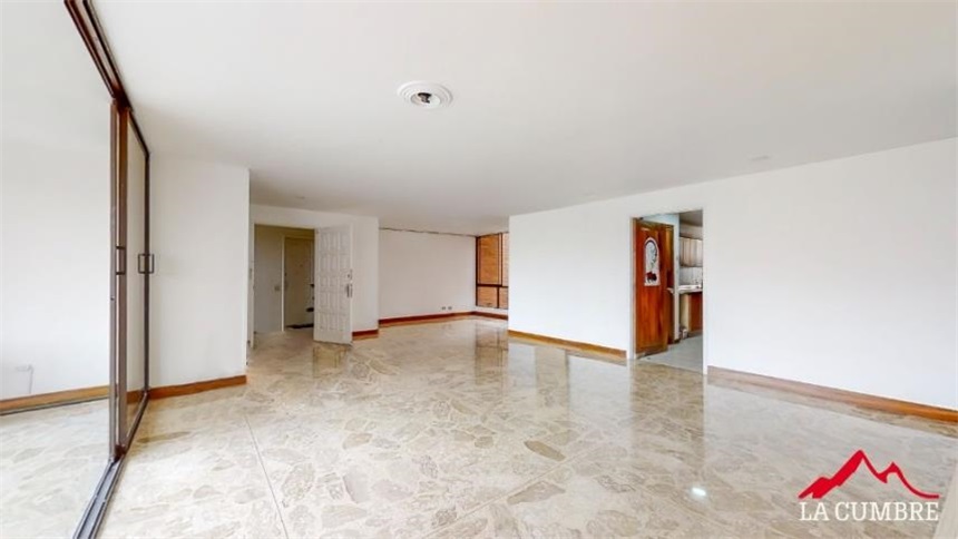 Apartamento de 3 alcobas en arriendo en La Florida, Medellín, 200 m² · foto 4 de 18