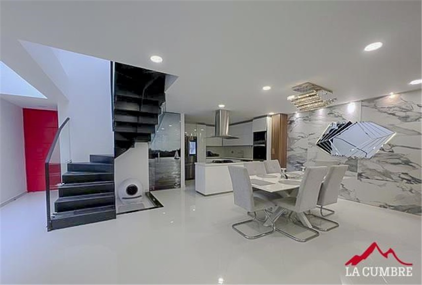 3BR House in San Lucas (222 m²) for Sale - 2