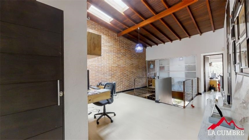 Casa de 3 alcobas en venta en San Lucas, Envigado, 250 m² · foto 14 de 24
