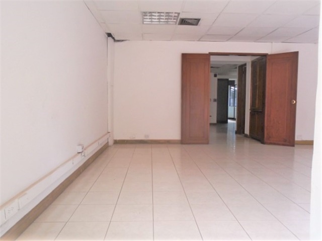 Bodega en venta en La Aguacatala, Medellín, 2150 m² · foto 8 de 18