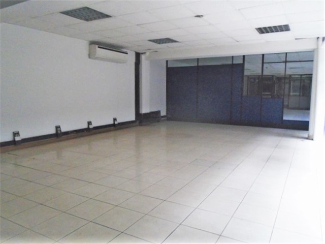 Bodega en venta en La Aguacatala, Medellín, 2150 m² · foto 12 de 18