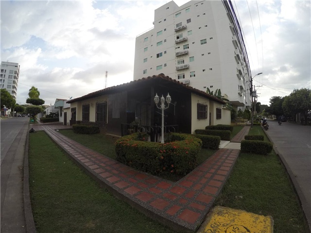 Casa de 3 alcobas en venta en La Castellana, Montería, 400 m² · foto 19 de 21