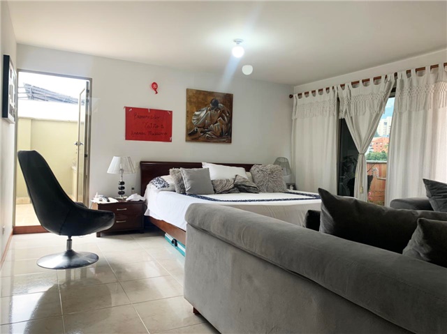 Apartamento de 4 alcobas en venta en La Abadia, Envigado, 219 m² · foto 11 de 18