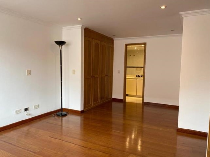 Apartamento de 4 alcobas en venta en Chico Norte, Bogotá, 162 m² · foto 15 de 24
