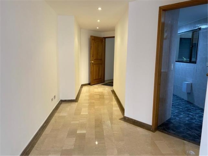 Apartamento de 4 alcobas en venta en Chico Norte, Bogotá, 162 m² · foto 24 de 24