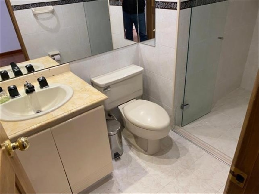 Apartamento de 4 alcobas en venta en Chico Norte, Bogotá, 162 m² · foto 22 de 24