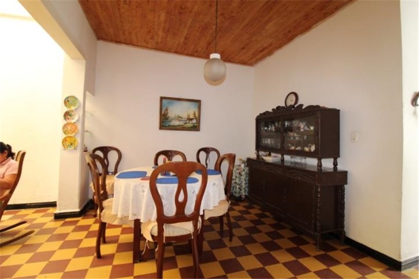 Casa de 5 alcobas en venta en Alvarez Las Americas, Bucaramanga, 200 m² · foto 6 de 19