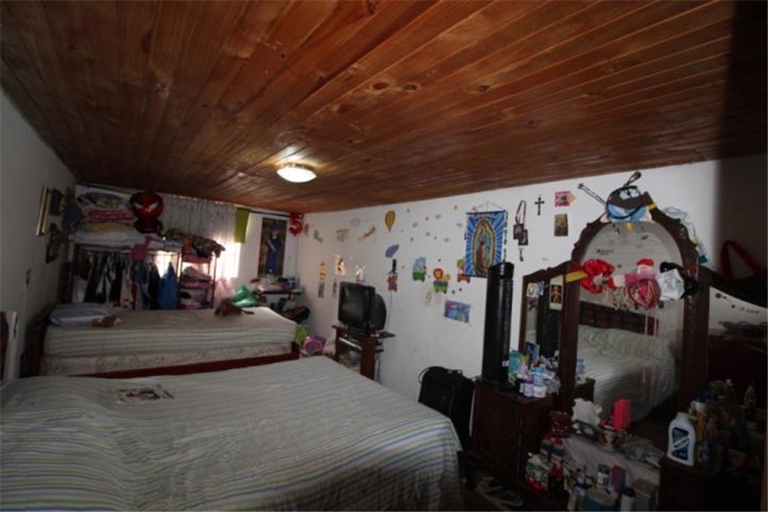Casa de 5 alcobas en venta en Alvarez Las Americas, Bucaramanga, 200 m² · foto 11 de 19