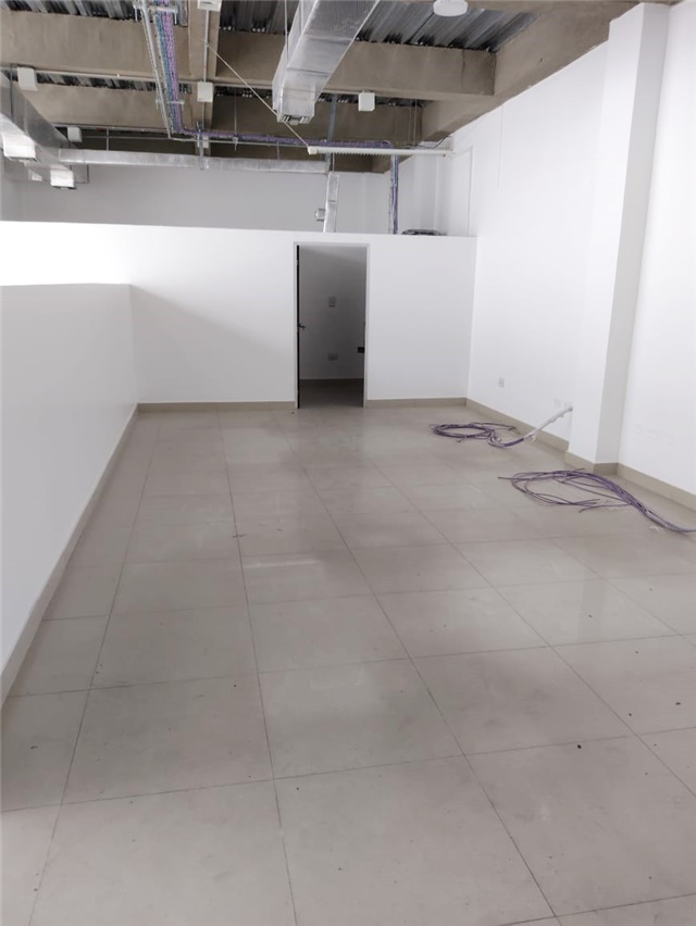 Local en Arriendo - Vista 5