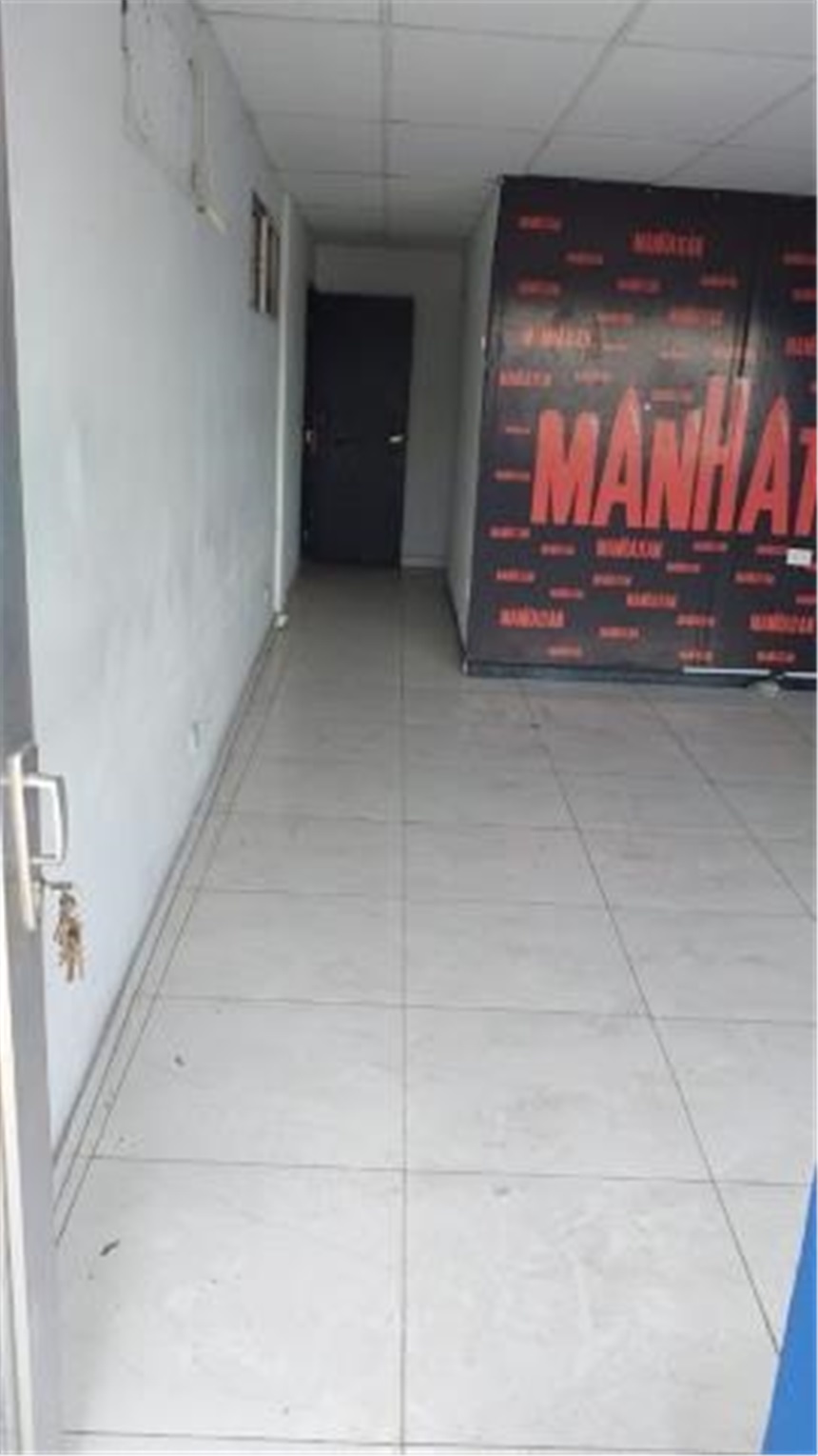 Local en Arriendo - Vista 4