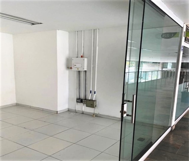 Local en arriendo en Loma Del Chocho, Envigado, 25 m² · foto 2 de 5