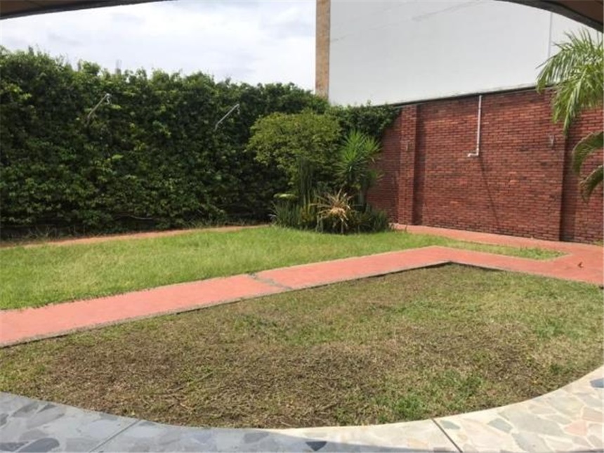 Casa Lote en Venta - Más