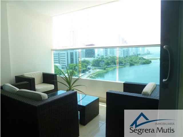Apartamento de 4 alcobas en venta en El Laguito, Cartagena, 146 m² · foto 3 de 24