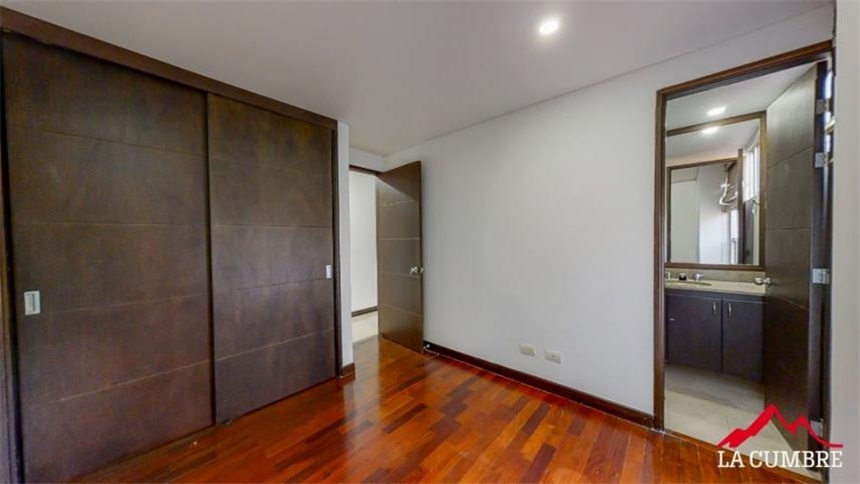 Apartamento en venta en El Poblado, Medellín · foto 13 de 23