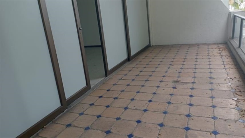 Oficina en Arriendo - Más