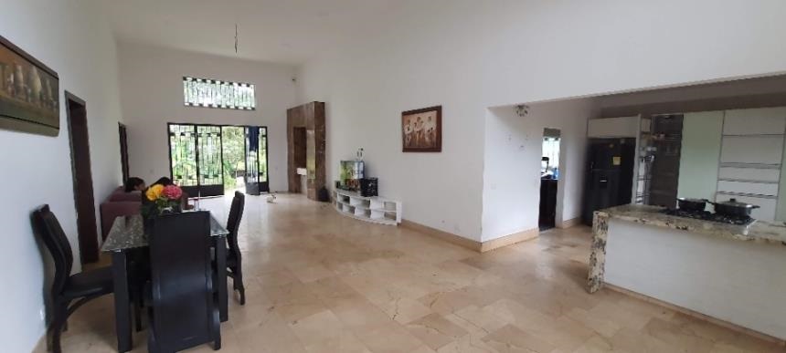 Casa de 5 alcobas en venta en Ruitoque, Piedecuesta, 810 m² · foto 8 de 13