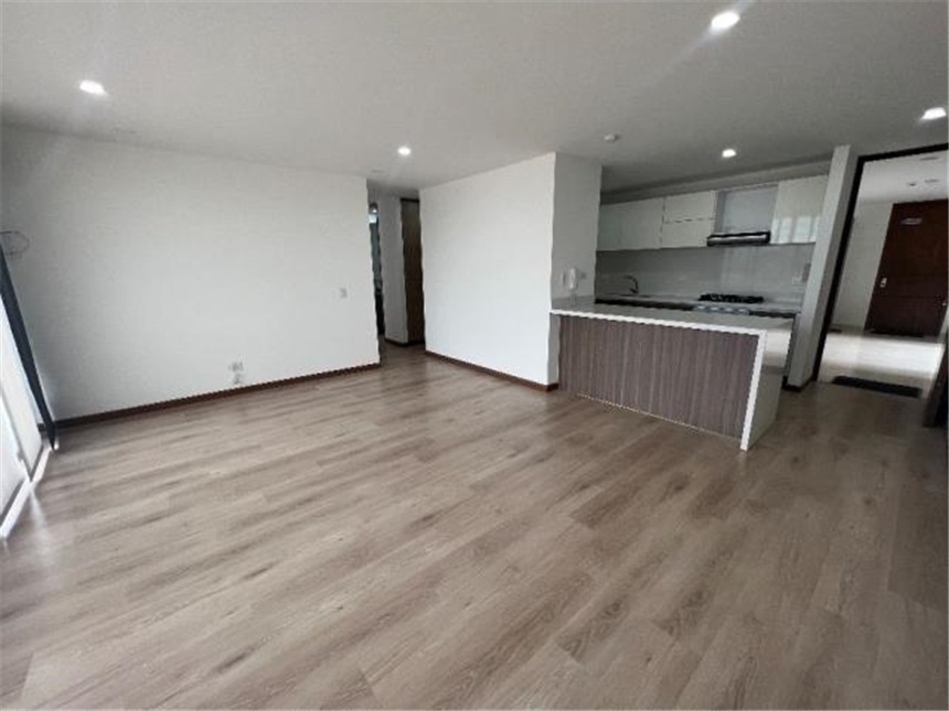 Apartamento en venta en Mirador De Rio Frio, Chía · foto 2 de 11