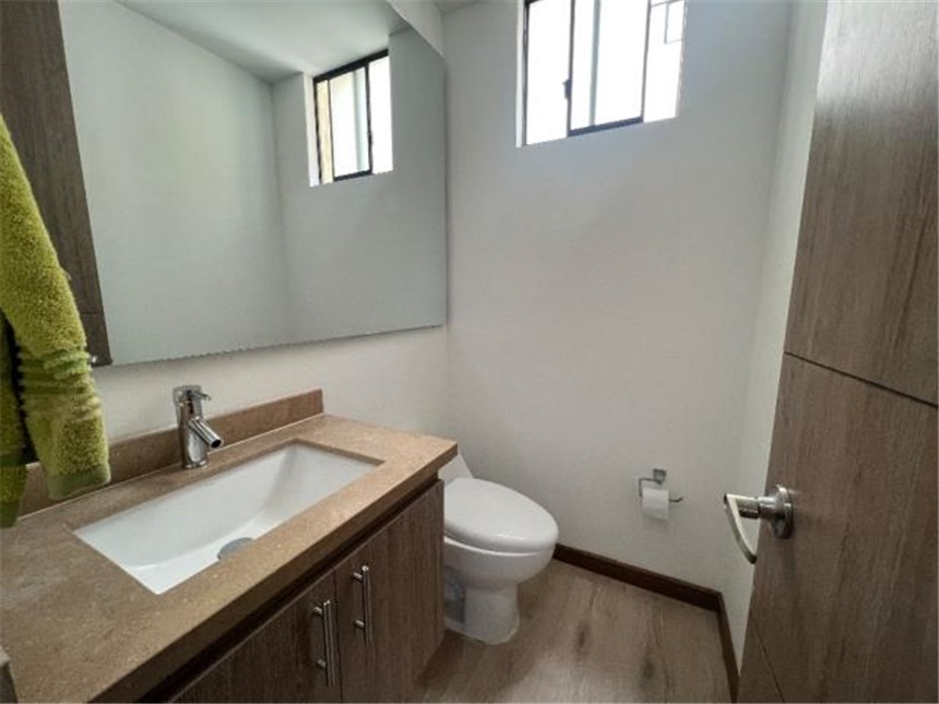 Apartamento en venta en Mirador De Rio Frio, Chía · foto 3 de 11