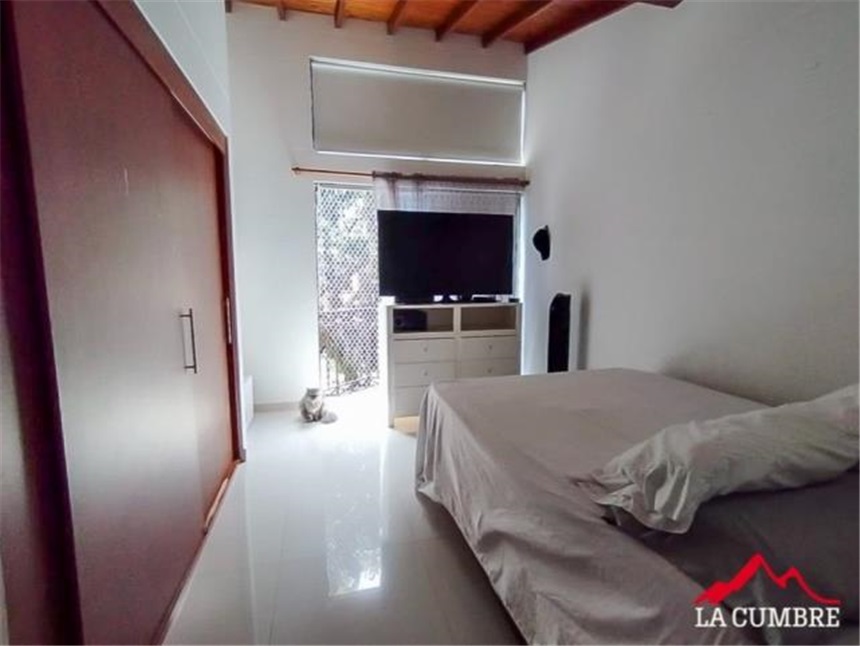 Casa de 4 alcobas en arriendo en Guaduales De La Abadia, Envigado, 210 m² · foto 10 de 12