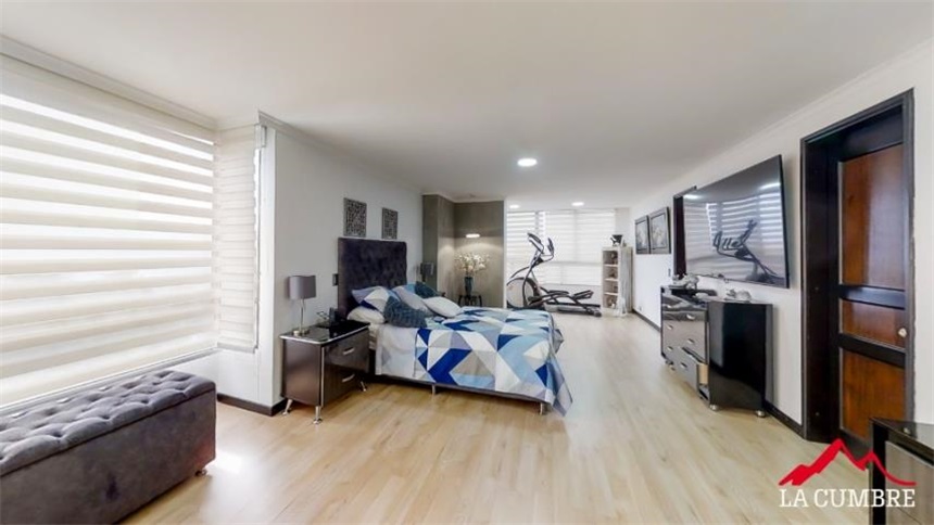 Apartamento de 3 alcobas en arriendo en El Tesoro, Medellín, 300 m² · foto 17 de 23