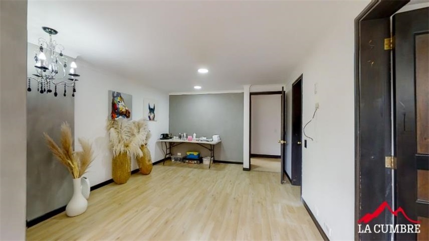 Apartamento de 3 alcobas en arriendo en El Tesoro, Medellín, 300 m² · foto 22 de 23