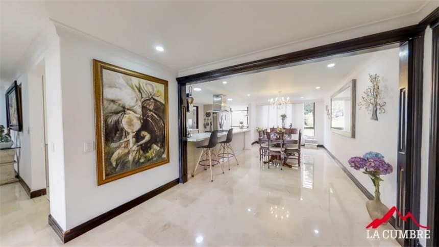 Apartamento de 3 alcobas en arriendo en El Tesoro, Medellín, 300 m² · foto 5 de 23